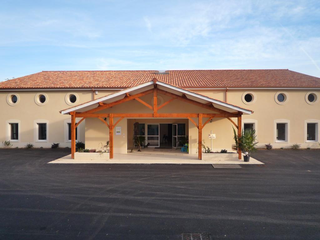 Saint-Jean-de-Blaignac Coup 2 Foudres Bed & Breakfast エクステリア 写真