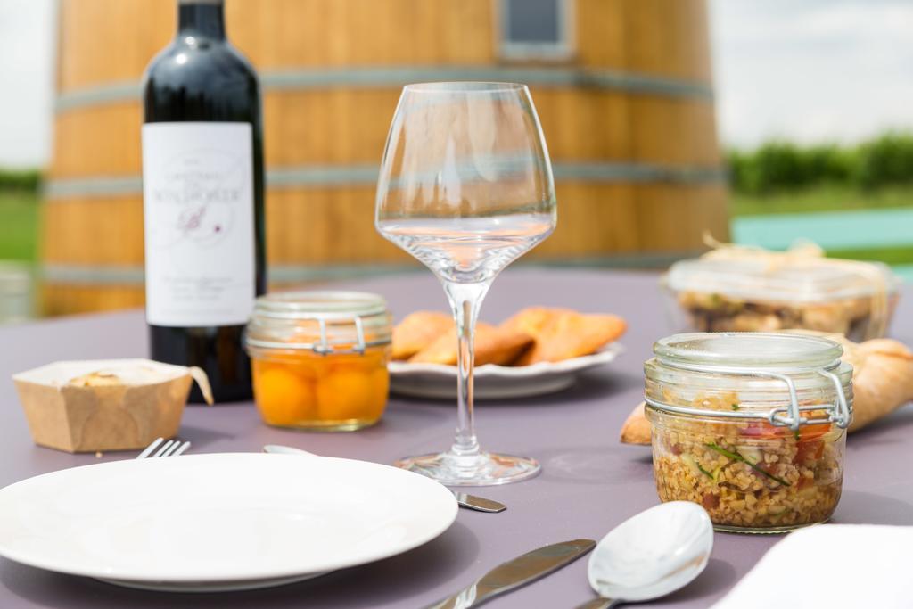 Saint-Jean-de-Blaignac Coup 2 Foudres Bed & Breakfast エクステリア 写真