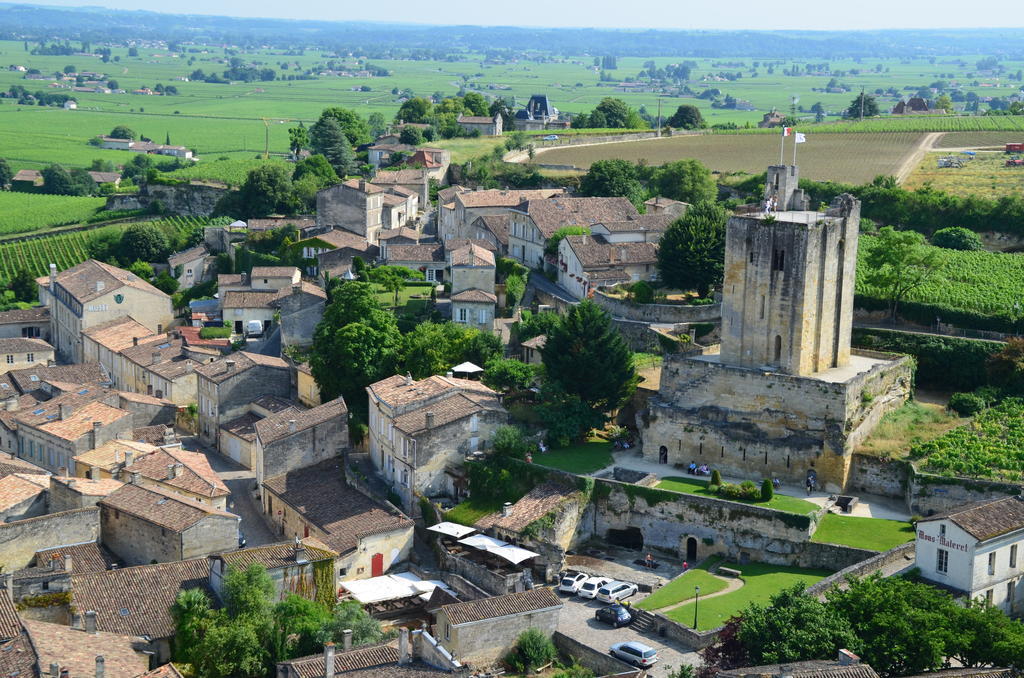 Saint-Jean-de-Blaignac Coup 2 Foudres Bed & Breakfast エクステリア 写真